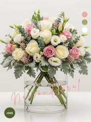 Elegancia Minimalista con Lisianthus y Rosas