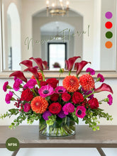 Anémonas y Callas: Pasión en Fuscia y Rojo