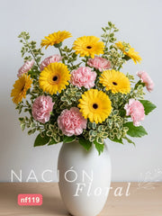 Gerberas Amarillas y Claveles Rosas - Armonía Alegre