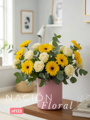 Rosas Beige y Gerberas Amarillas - Elegancia Cálida