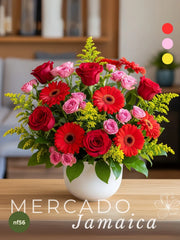 La Rosa Roja: Fuego y Alegría