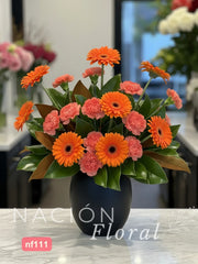 Gerberas Naranjas y Claveles Enchilados