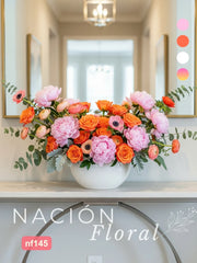 Atardecer Coral: Arreglo de Lujo con Peonías, Rosas y Ranúnculos