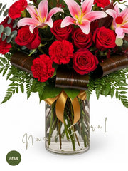 Acapulcos y Claveles: Vibrante Armonía