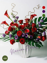 La Rosa Roja: Elegancia Morada y Roja