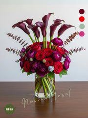 Rosas Rojas y Callas: Pasión Violeta