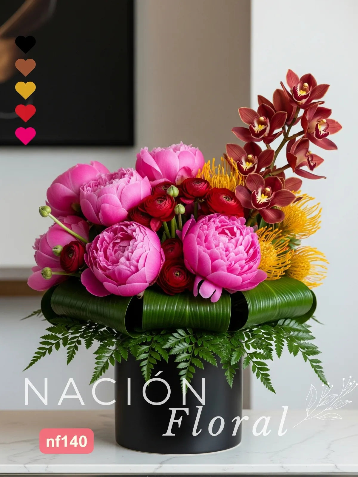 Lujo Exótico: Arreglo de Orquídeas Cymbidium, Peonías y Leucospermum